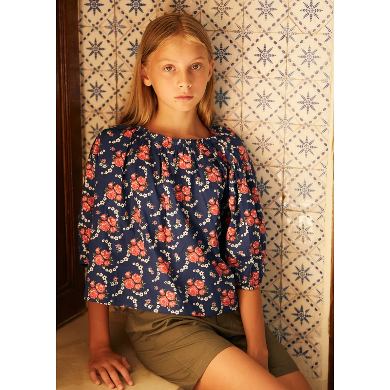 QUEENS PARK BLOUSE- ROSE POSY PRINT – BLUE
